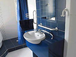 清新色调柔和光线 营造卫浴空间的巧妙设计